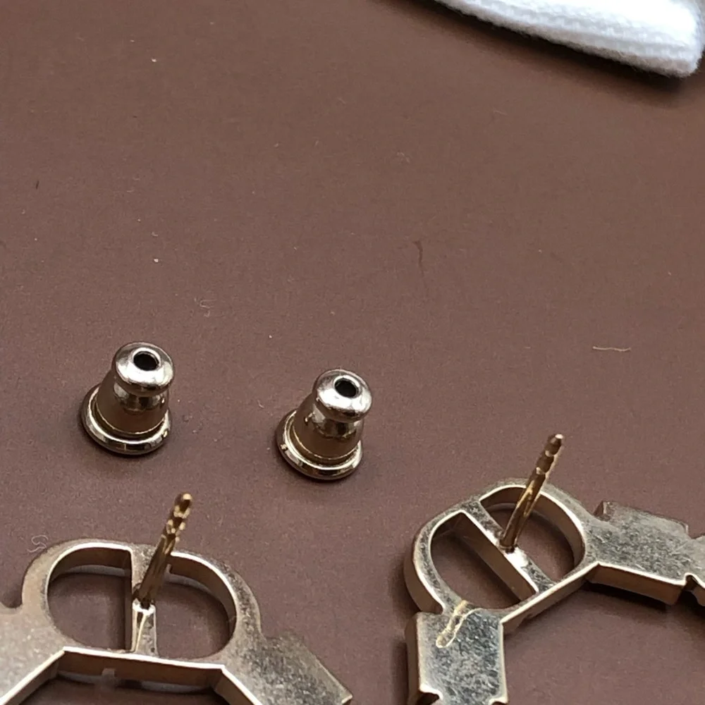 Dior Earrings - Picture 5 of 5